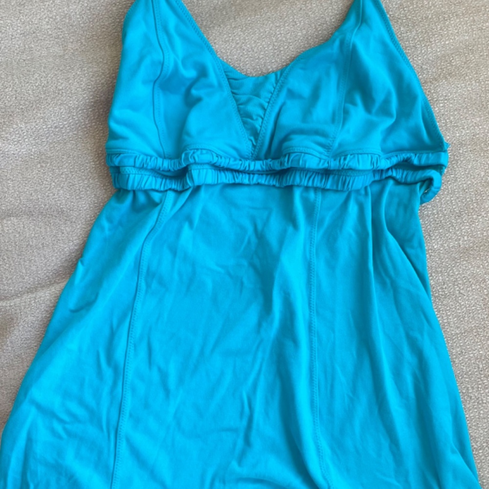 Lululemon Womens Bright Blue Open Back Dignity Halter Workout Yoga Tank